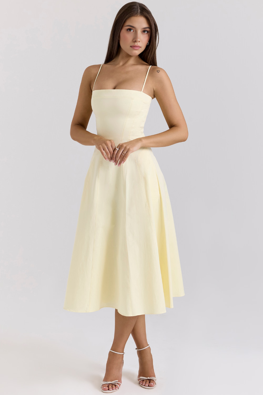 Vestido Midi Yara