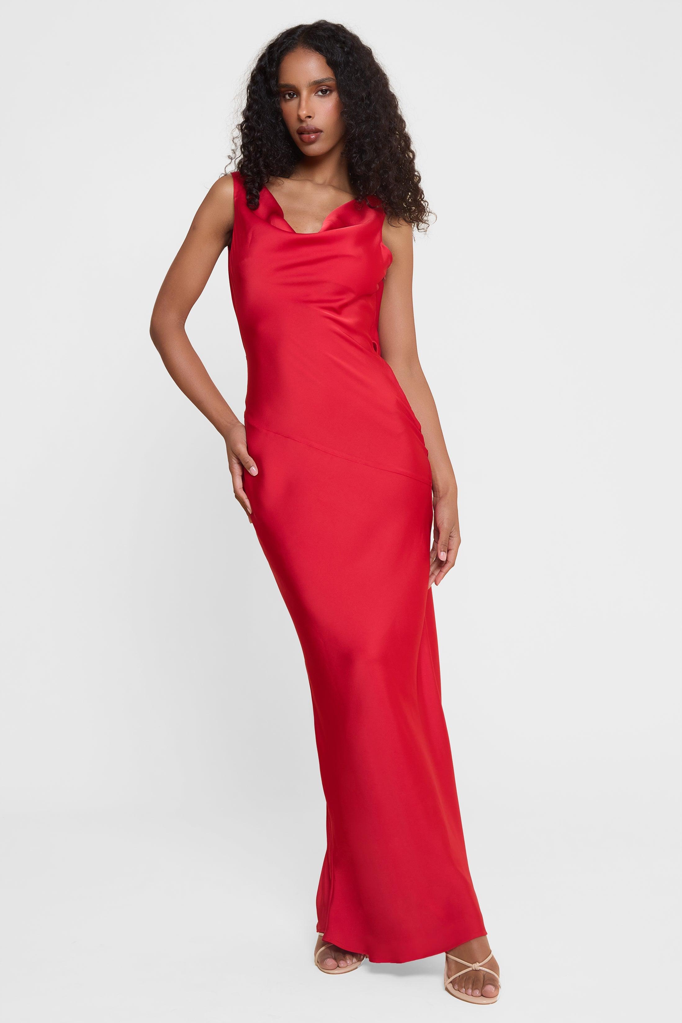 Vestido Longo Aurora em cetim acetinado com decote drapeado e costas abertas, ideal para eventos sofisticados. Majestique.3