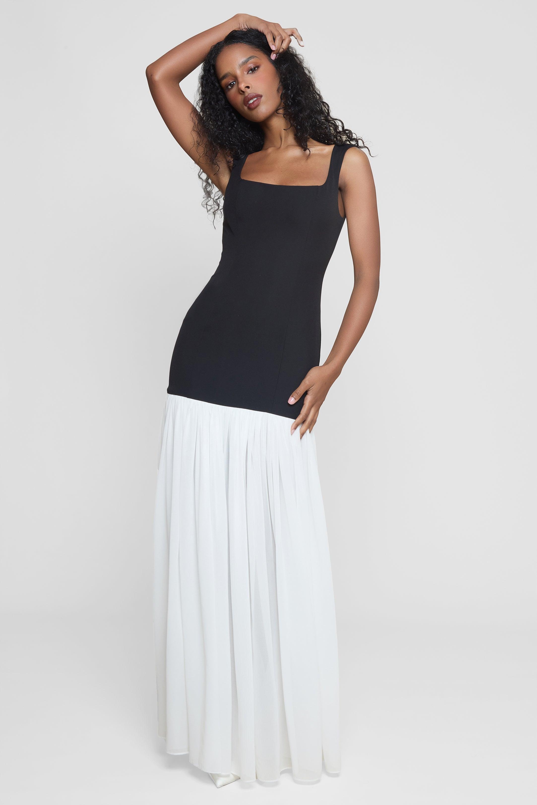 Vestido Longo Celestine com modelagem ajustada e saia em chiffon drapeado, ideal para eventos sofisticados. Majestique.2