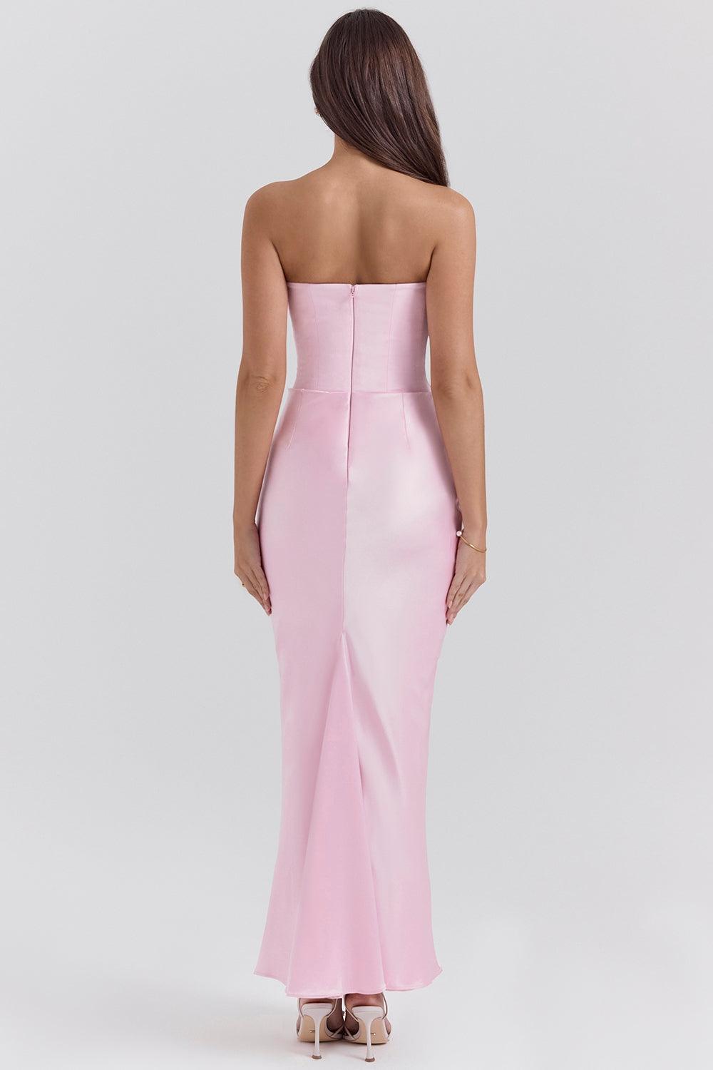 Vestido Longo Amélie disponível nas cores marrom, vermelho, rosa, preto e branco, com corset estruturado e saia de veludo fluída, ideal para eventos sofisticados. Majestique.22