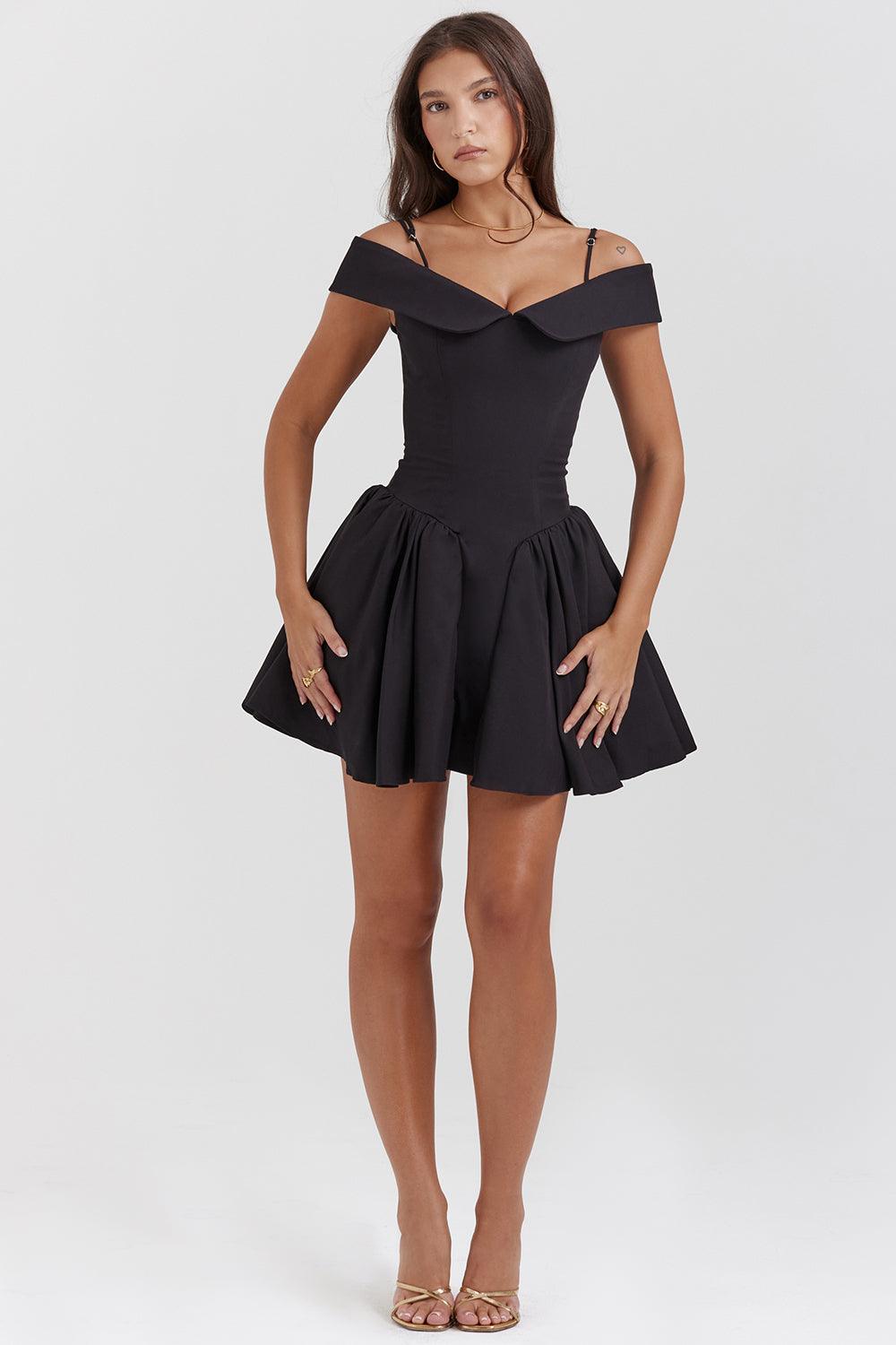 Vestido Mini Celeste com corset estruturado, decote ombro a ombro e saia volumosa, ideal para eventos sofisticados. Majestique.2