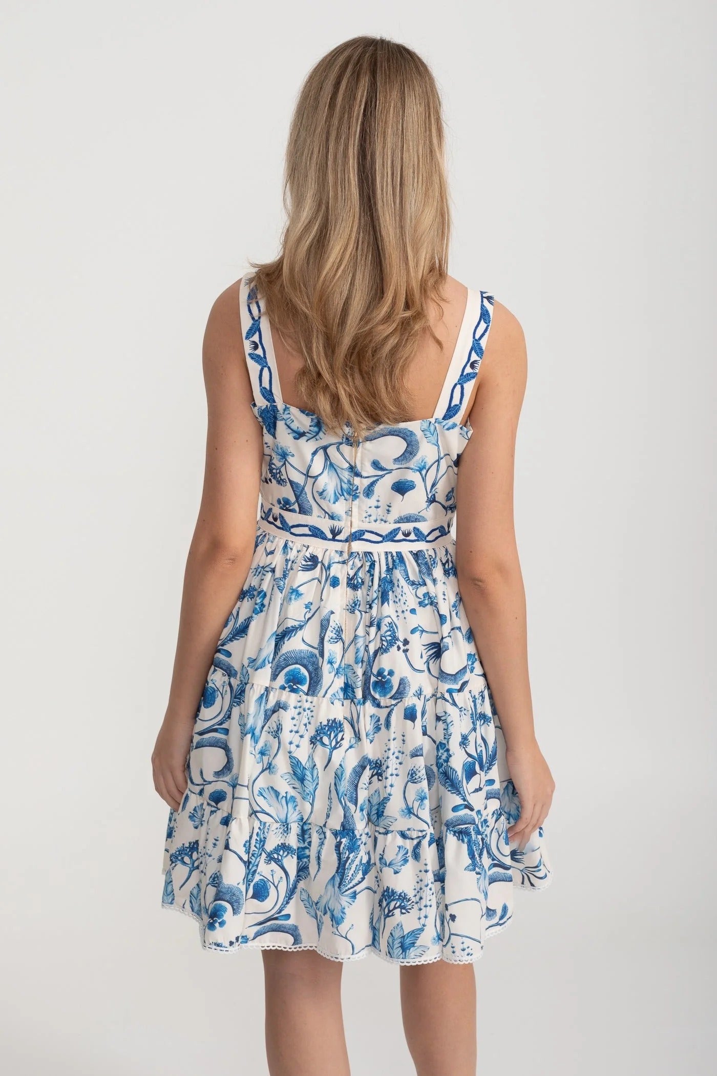 Vestido Curto Fiorella